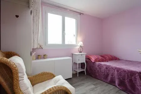 Chambre Avenue de la Redoute à Asnières-sur-Seine