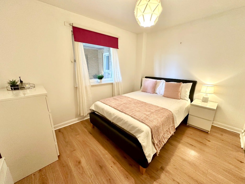 Flat Elliot Street in Glasgow