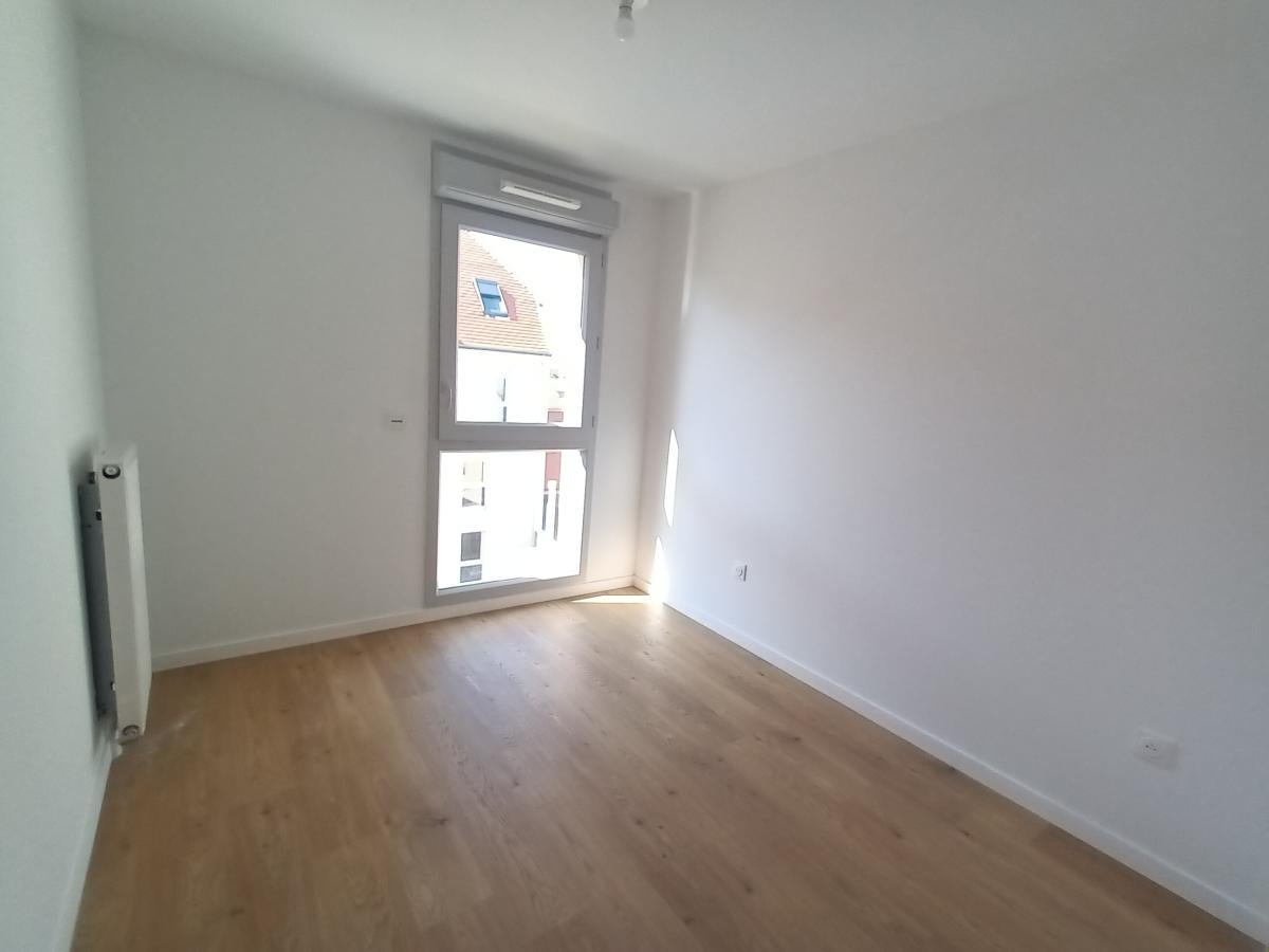 Flat Rue Valéry in Meulan-en-Yvelines
