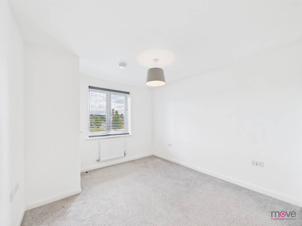 Flat Ridge Close in Cheltenham