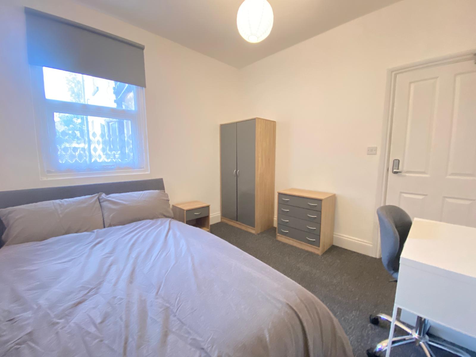 Room Cambrian Grove in Gravesham