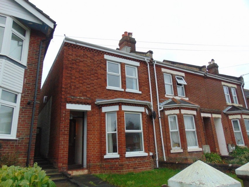 House Sirdar Road in Southampton