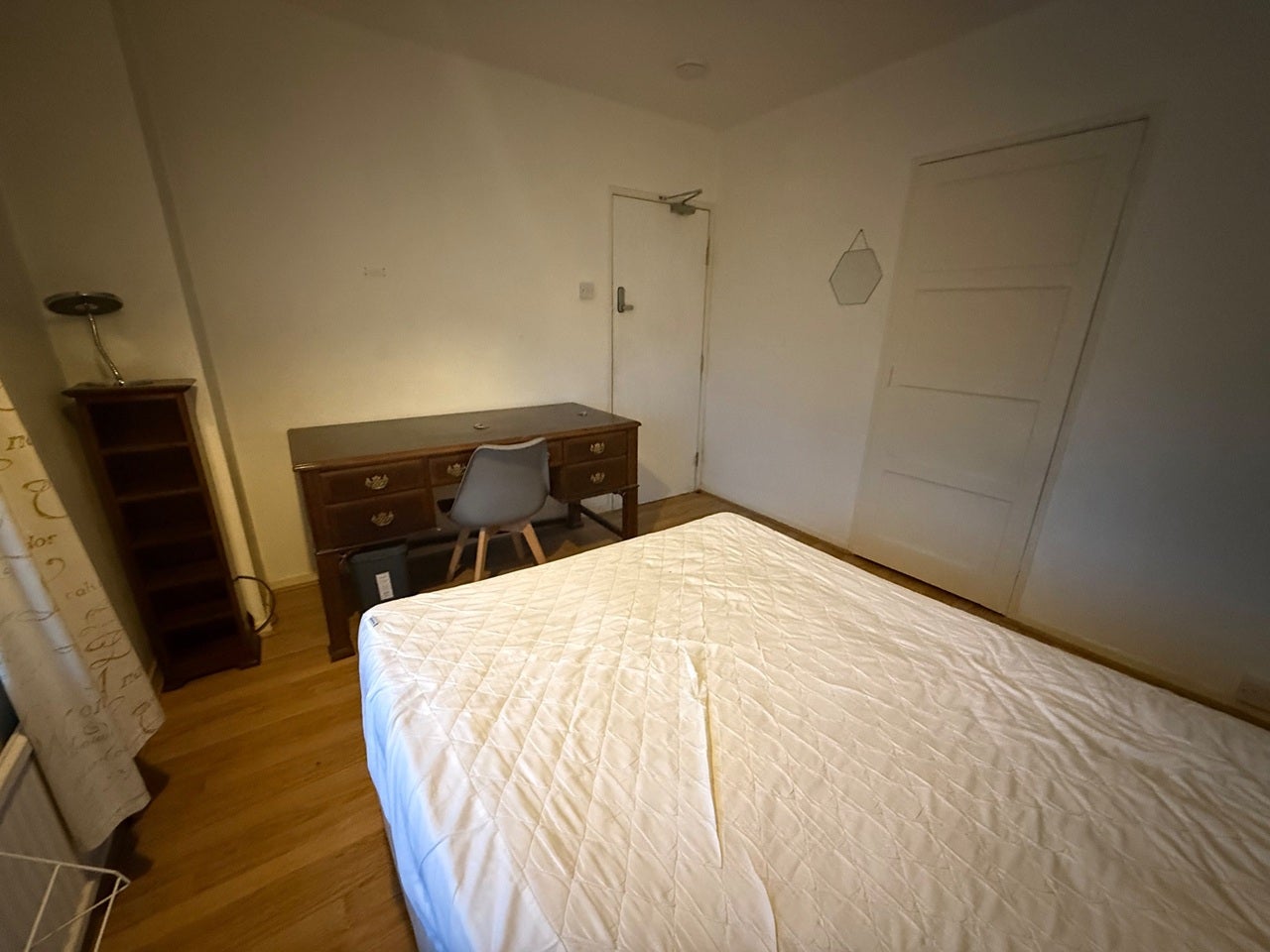 Room Peverel Road in Cambridge