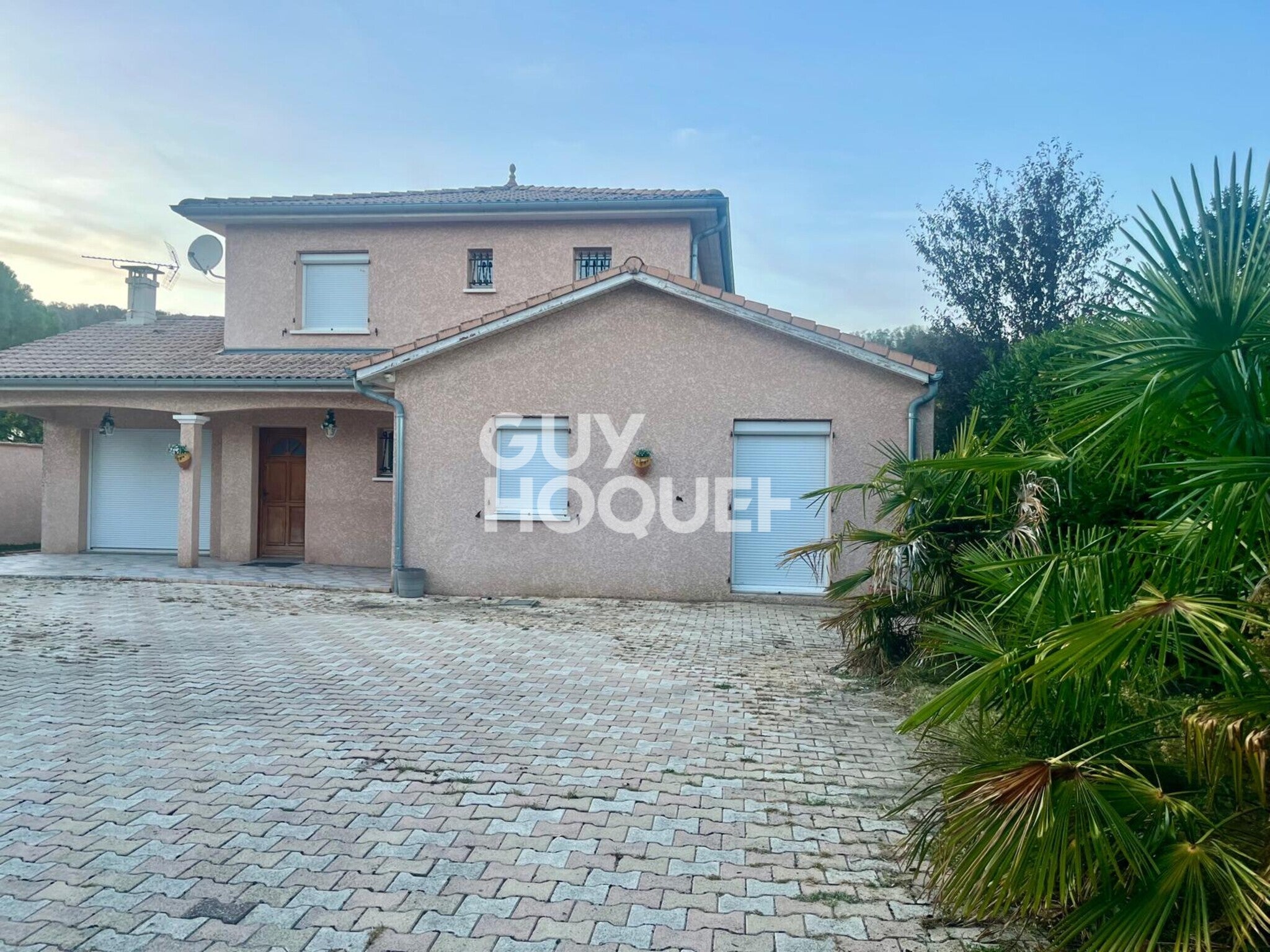 House Chemin du Calice in La Boisse