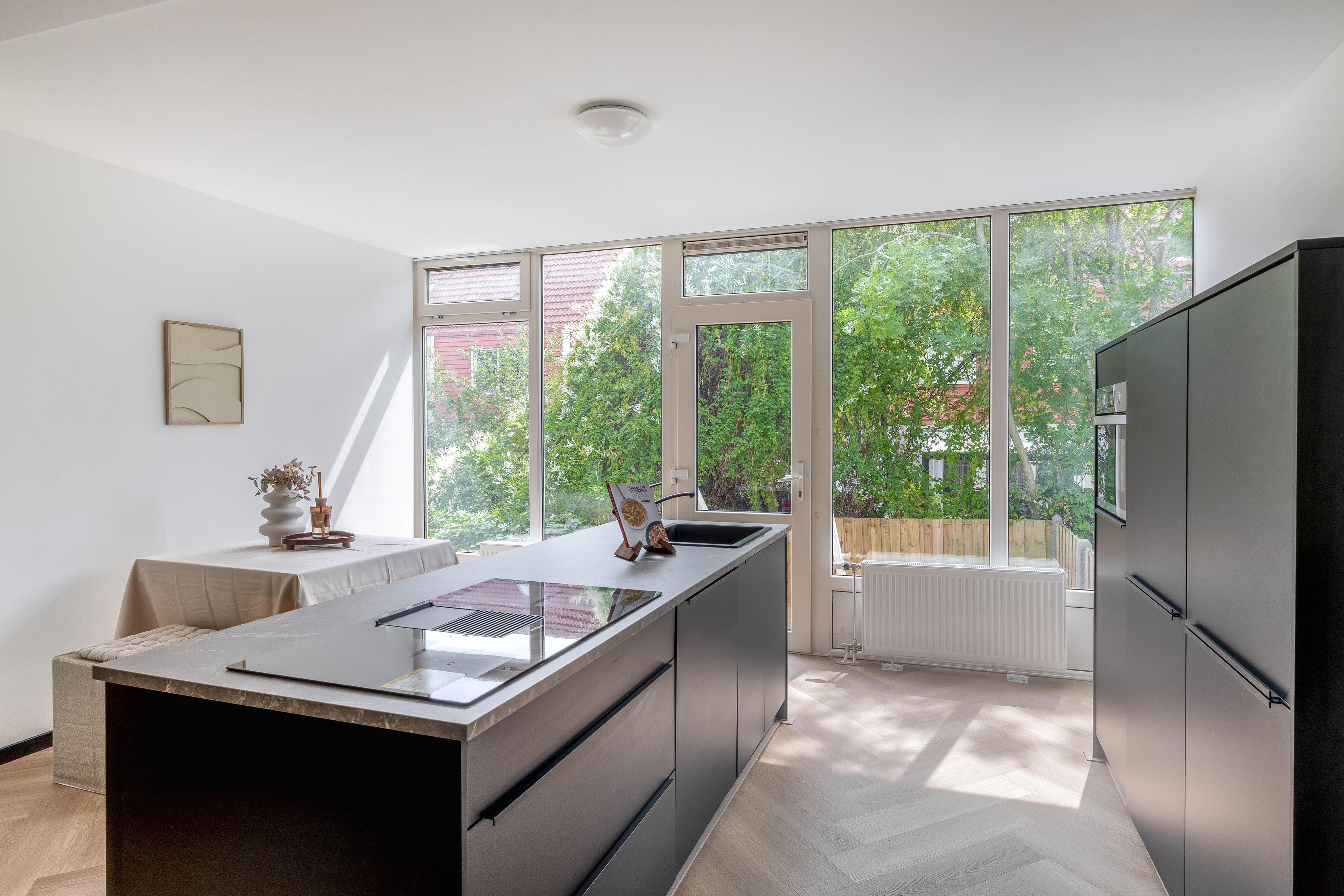 Appartement te huur: Lange Hilleweg 178B, Rotterdam