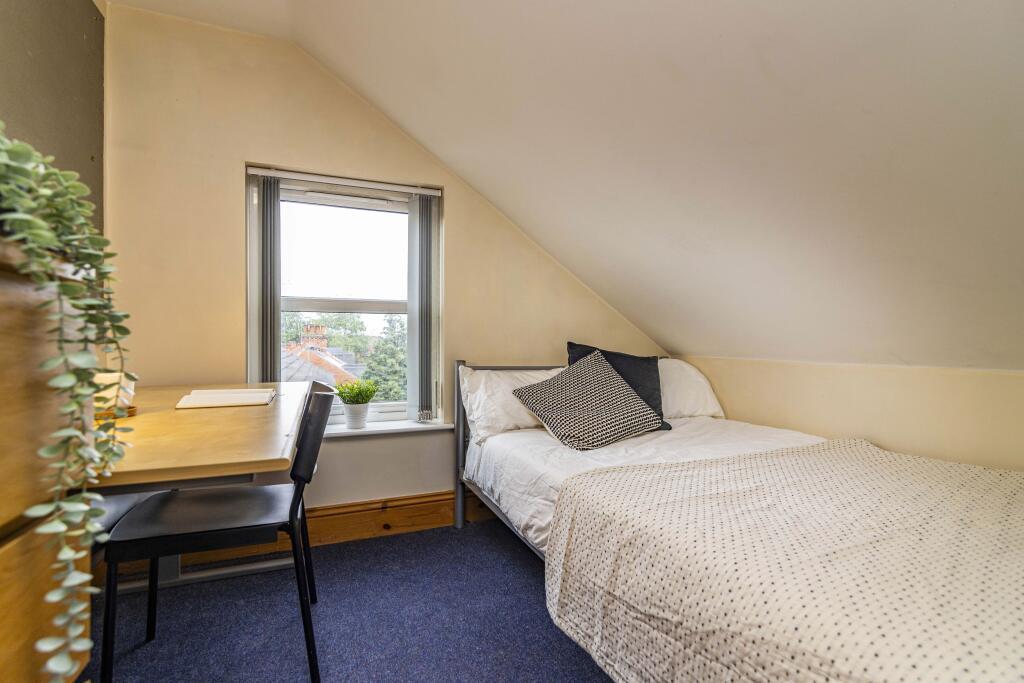 Flat Cottesmore Road in Nottingham