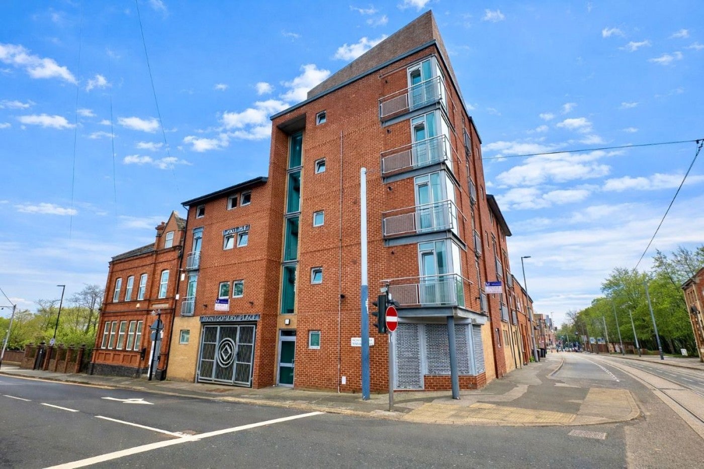 Flat Infirmary Road in Sheffield