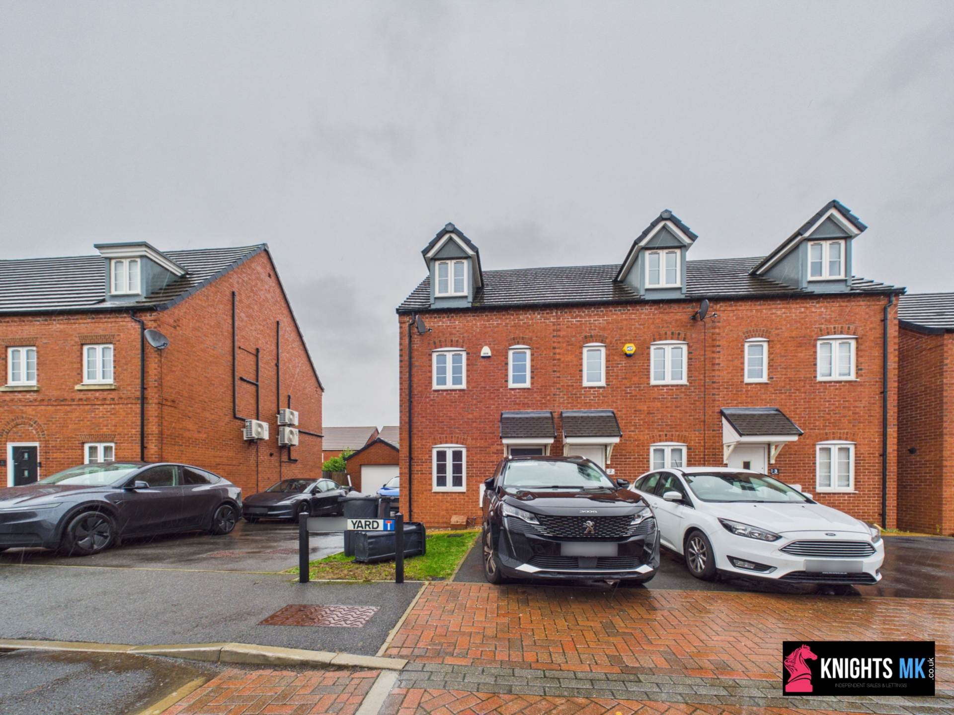House Berry Yard in Cranfield