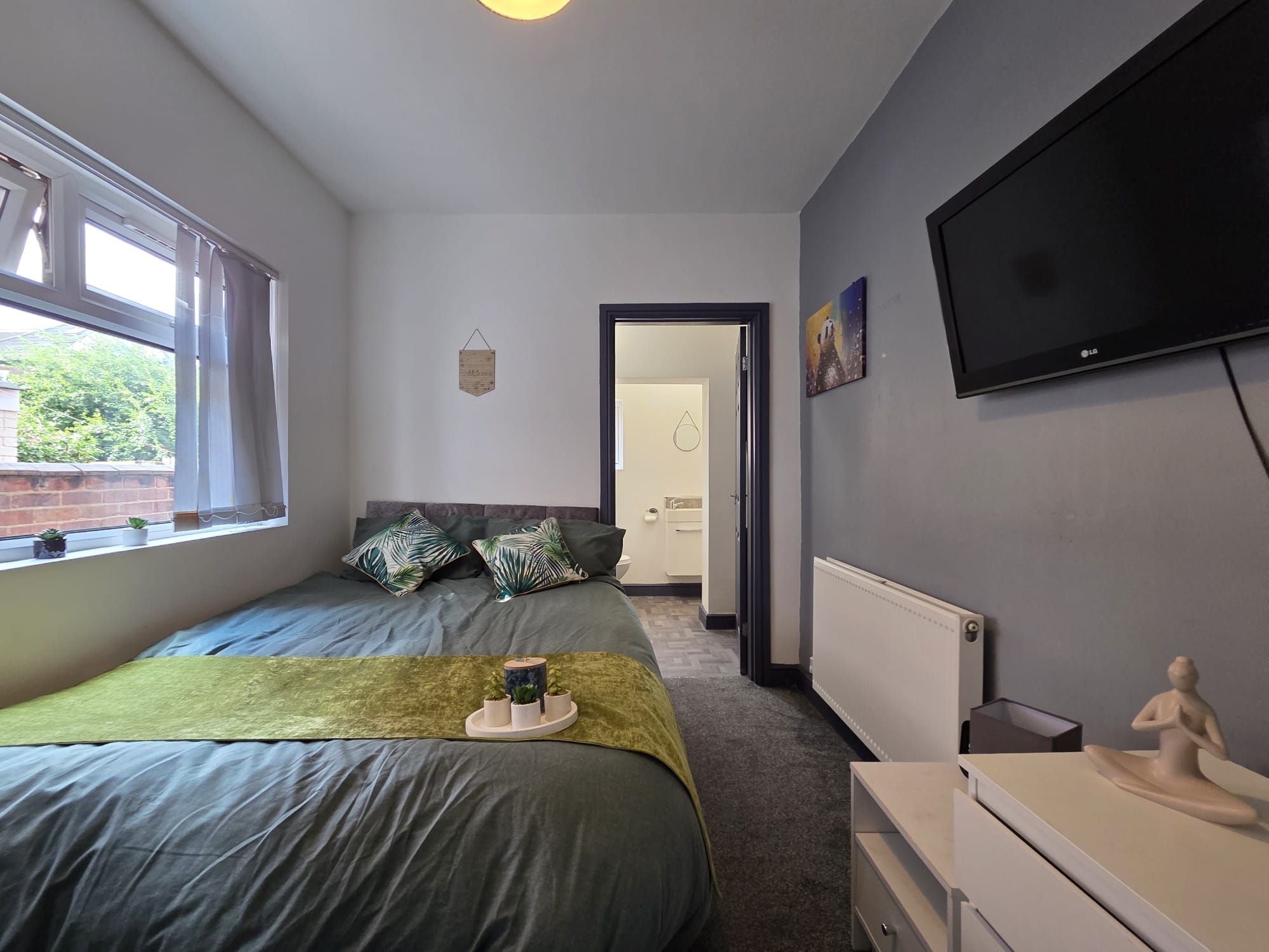 Room Lowther Road in Doncaster