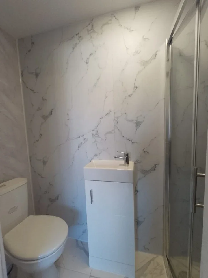 Room Cambridge Road in Borough of Spelthorne