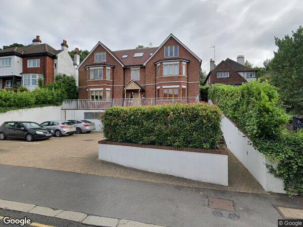 Flat Plough Lane in Greater London