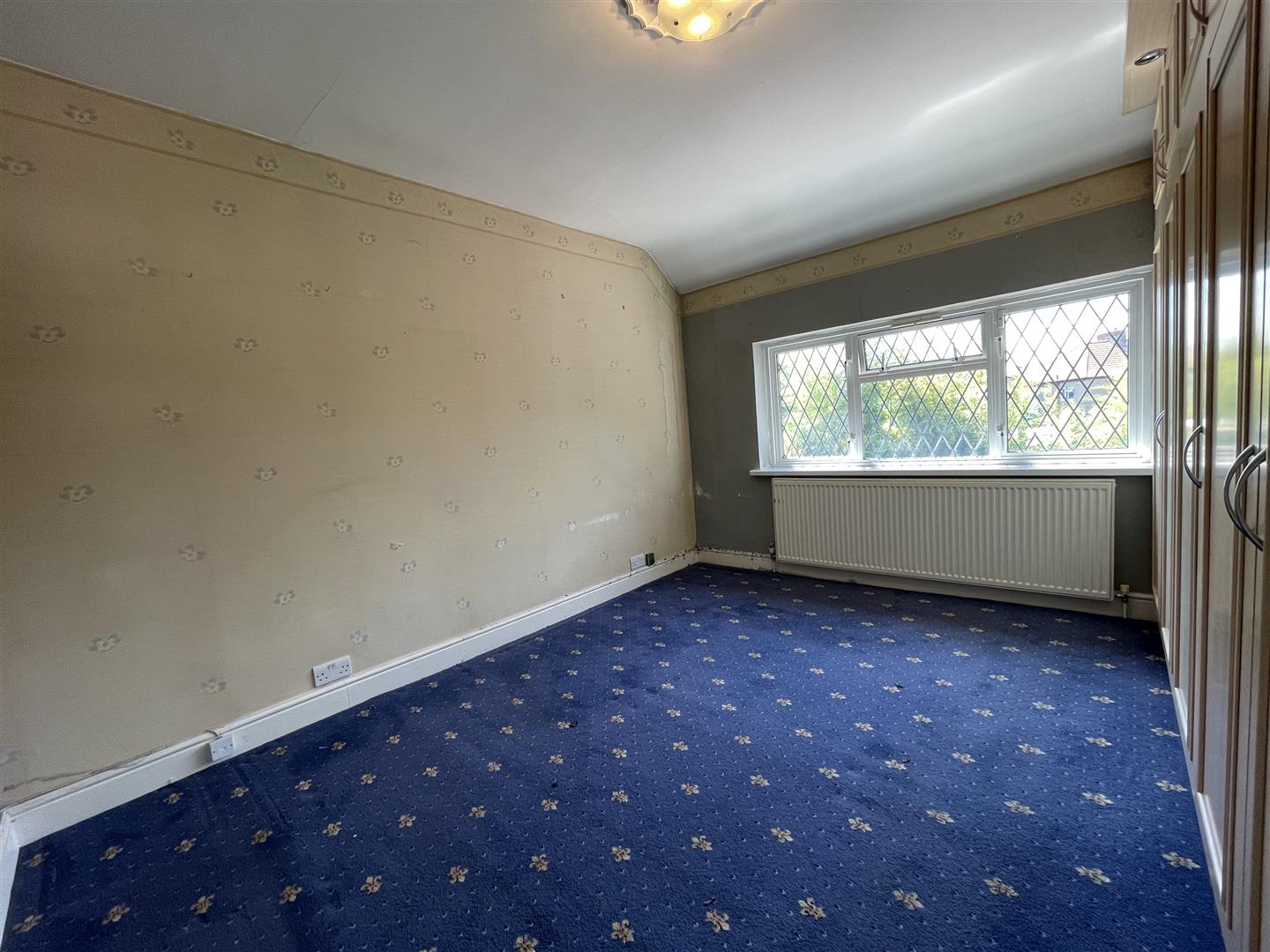House Gresham Road in Greater London