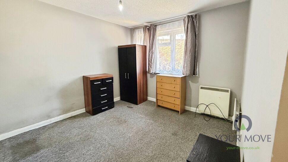 Flat Bertrand Way in Greater London