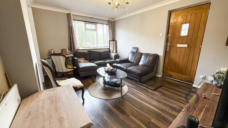 Flat Bertrand Way in Greater London