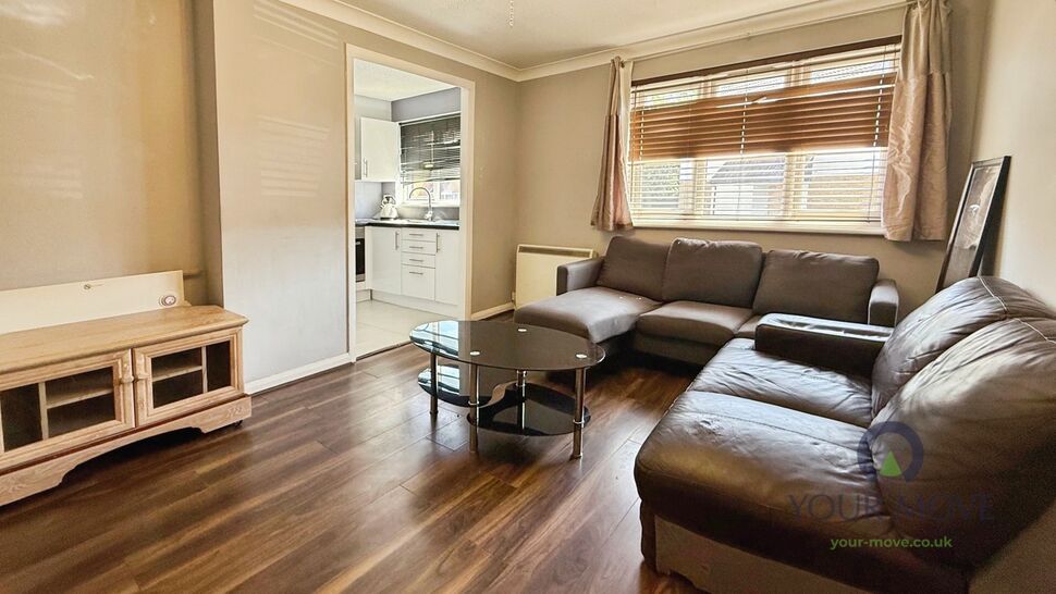 Flat Bertrand Way in Greater London
