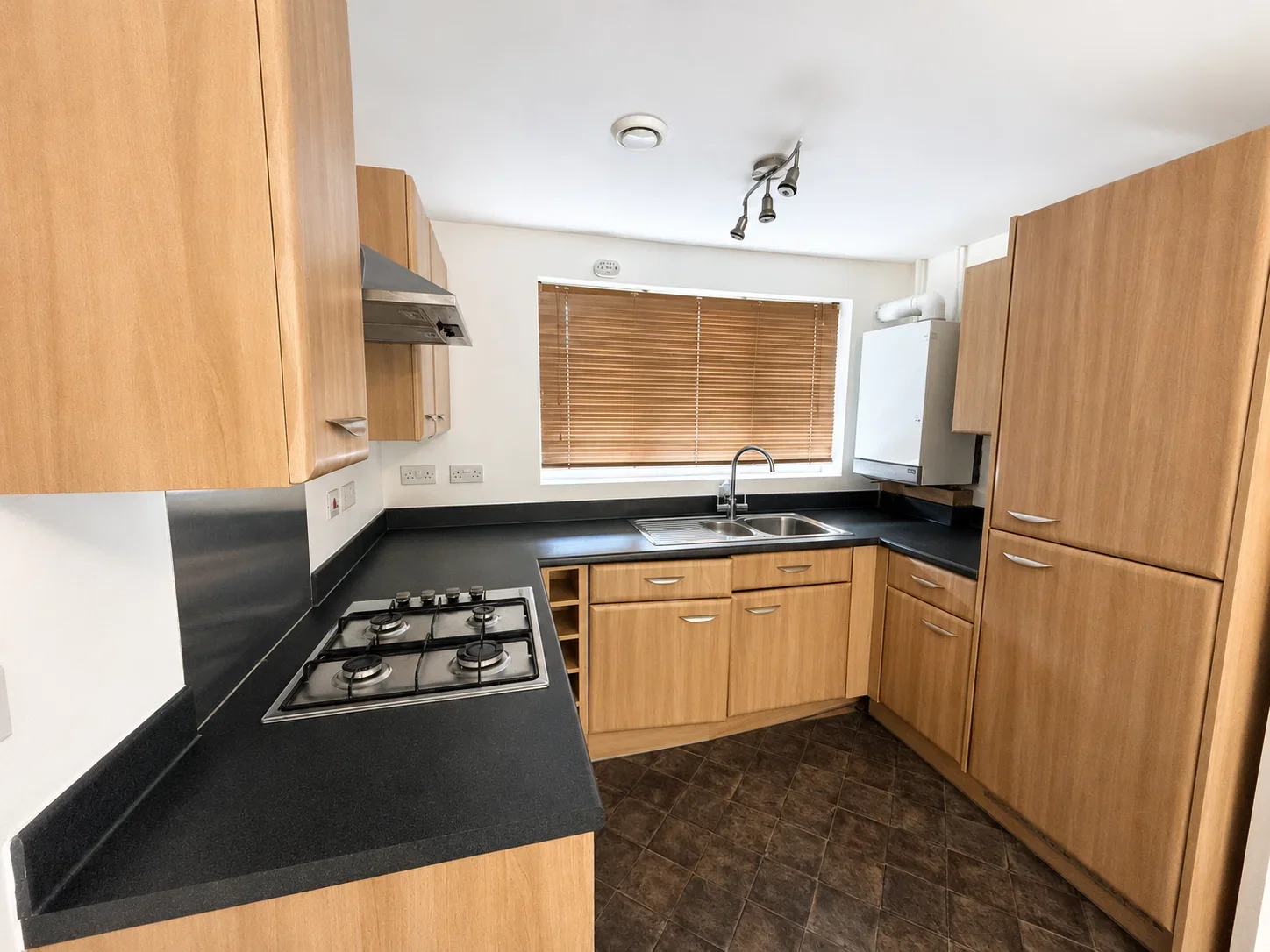 Flat Haygreen Road in Witham