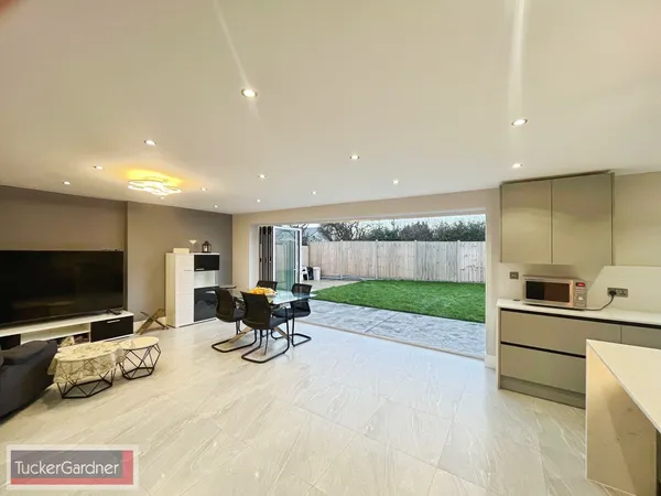 House Red Hill Close in South Cambridgeshire
