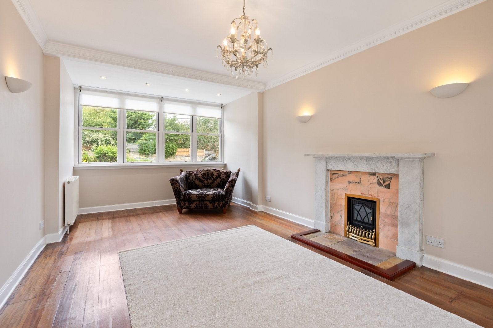 House Ormidale Terrace in City of Edinburgh