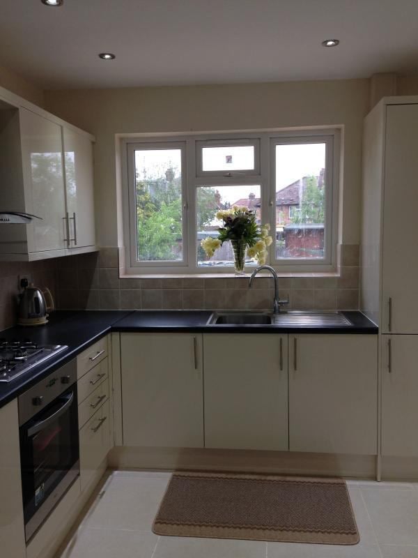 Room Wentworth Hill in Greater London