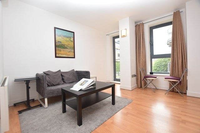 Flat Fitzwilliam Street in Sheffield