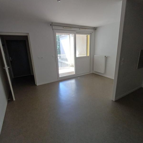 Flat Boulevard Michel Perret in Fures