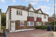 House Cardrew Close in Greater London