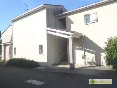 Flat Impasse Félix Nadar in Angoulême