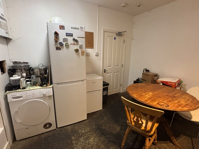 Room Grasmere Avenue in Greater London