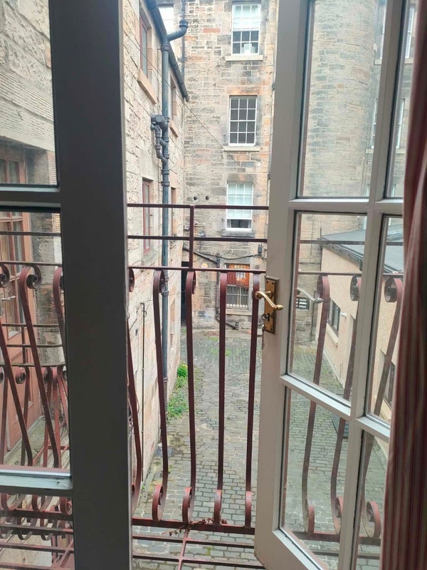 Room Porteous' Pend in City of Edinburgh
