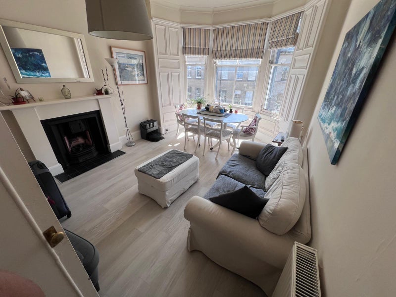 Room Montgomery Street in City of Edinburgh