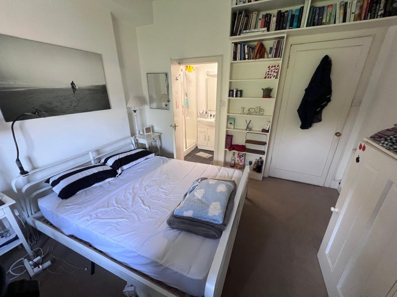 Room Montgomery Street in City of Edinburgh