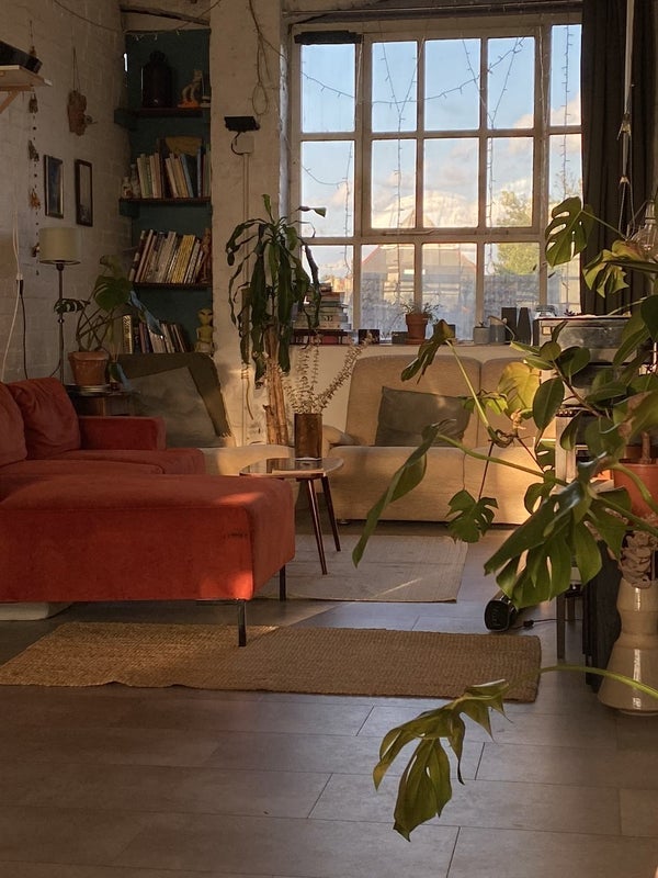 Room Belfast Road in Greater London