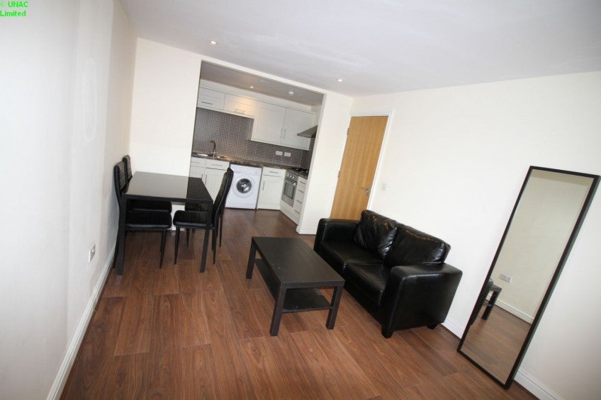 Flat Swan Lane in Coventry
