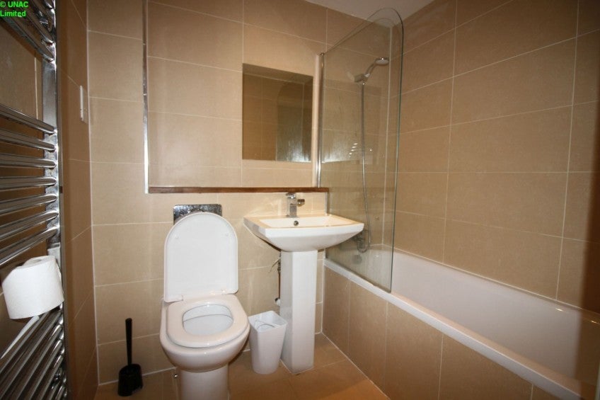 Flat Swan Lane in Coventry