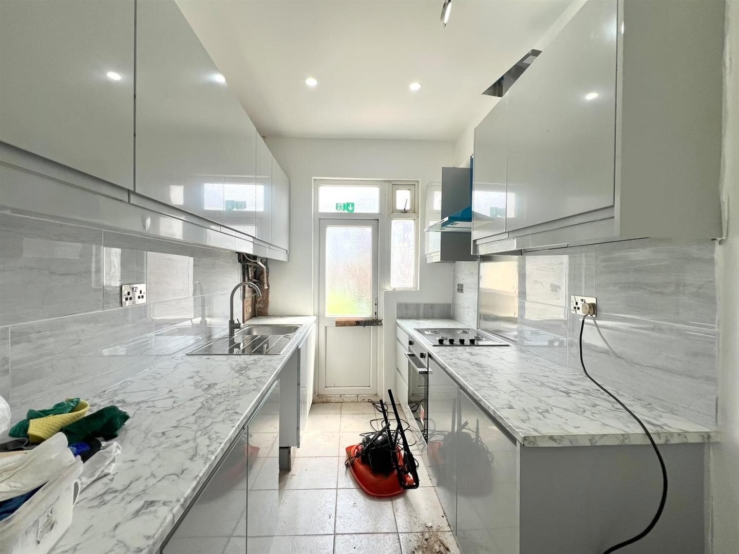 House Jewel Road in Greater London