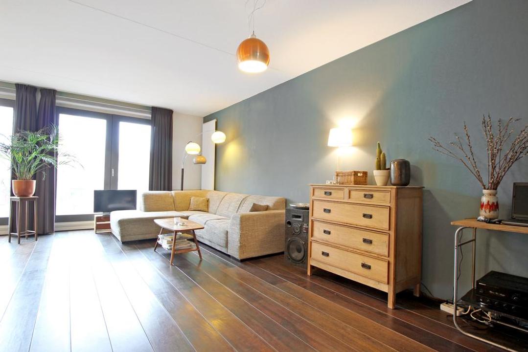 Flat Haarlemmerplein in Amsterdam