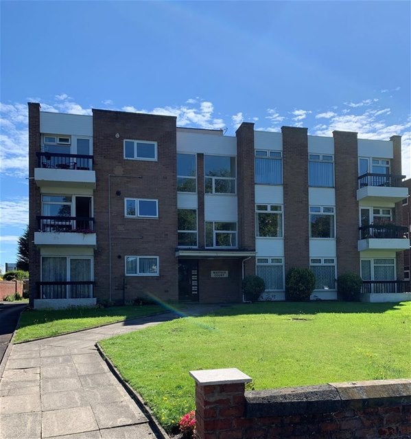Flat Park Crescent in Southport