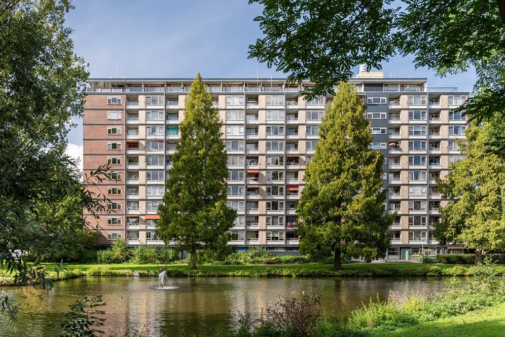 Appartement Burgemeester Van Haarenlaan 1396 in Schiedam