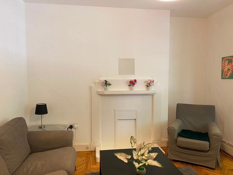 Room Moodkee Street in Greater London