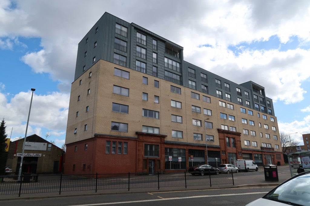 Flat Victoria Road in Glasgow