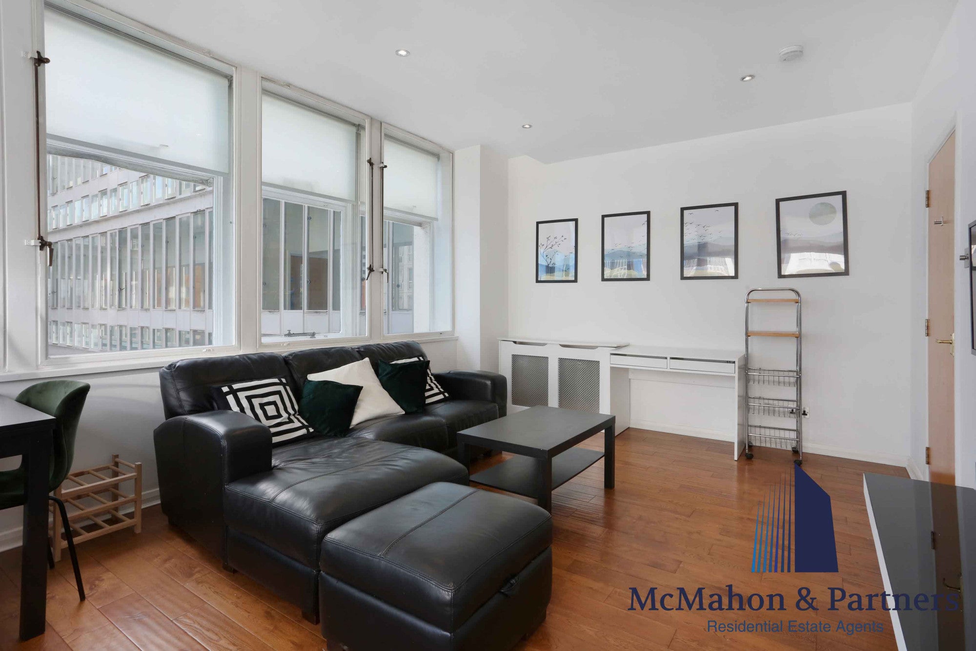 Flat Newington Causeway in London