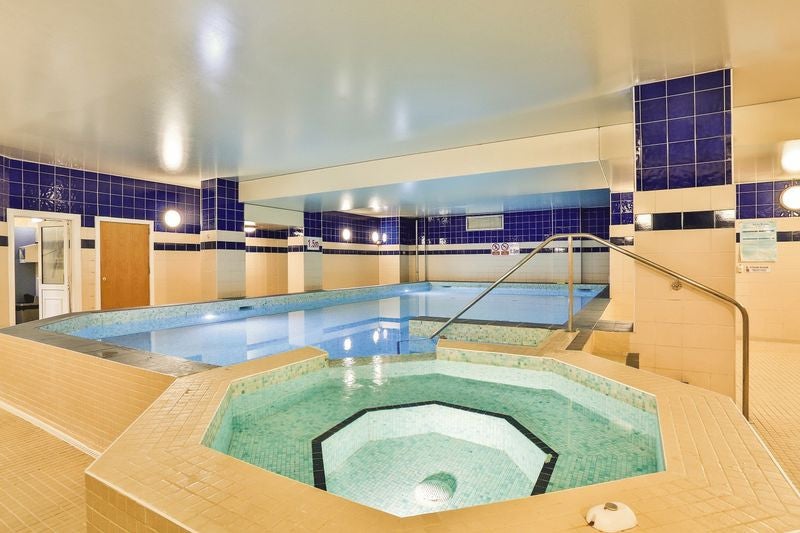 Flat Newington Causeway in London