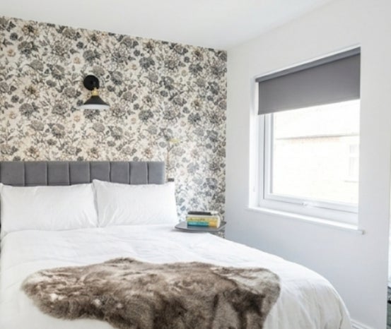 Flat Fishponds Road in Bristol