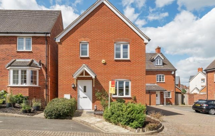 Flat Oakwood Way in Cumnor