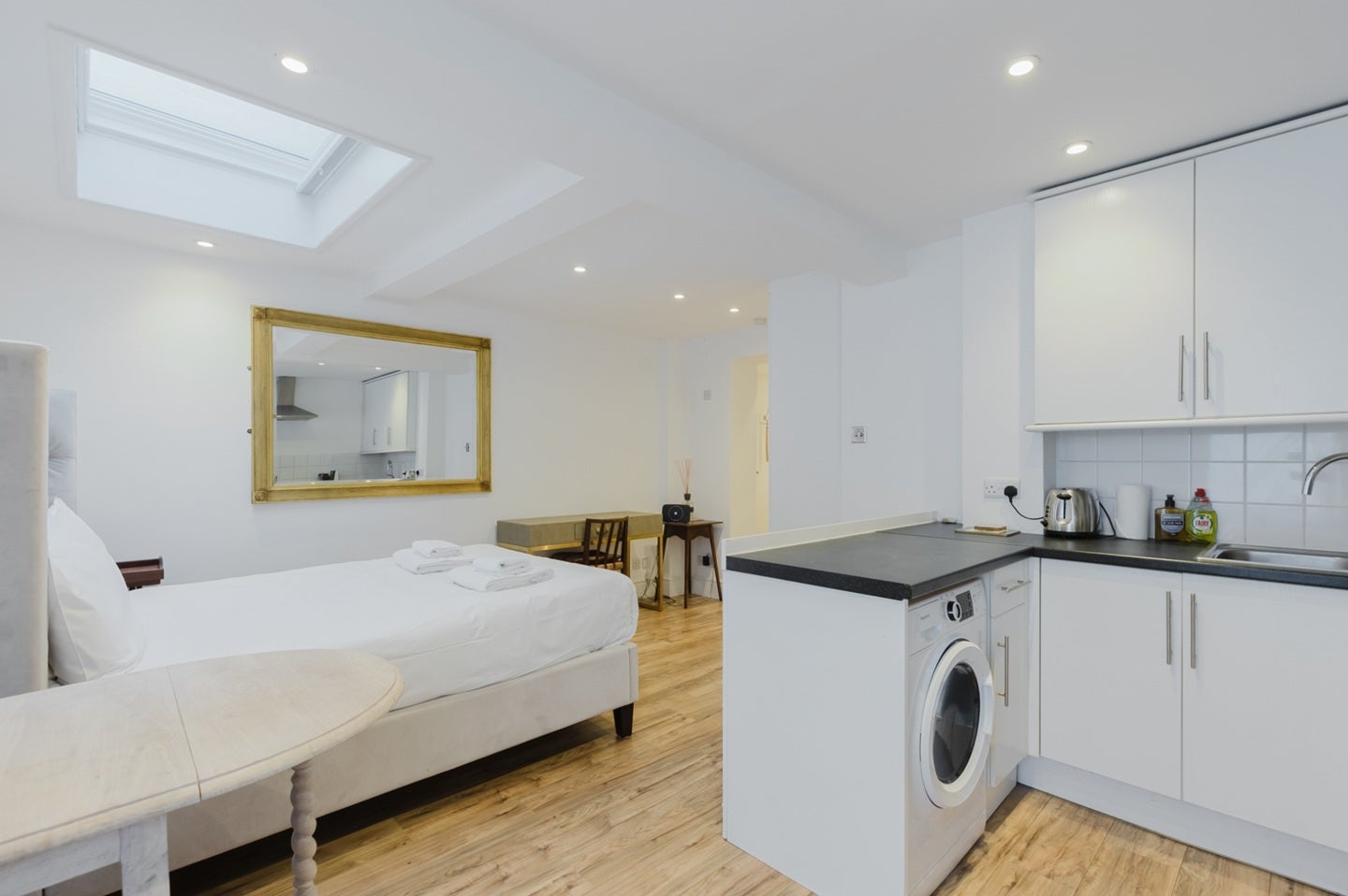 Flat New King's Road in Greater London