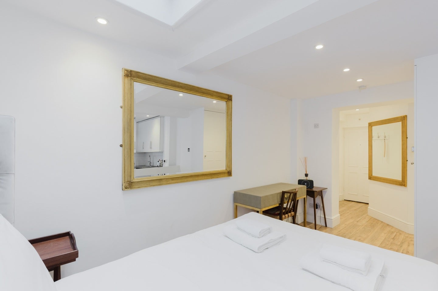 Flat New King's Road in Greater London