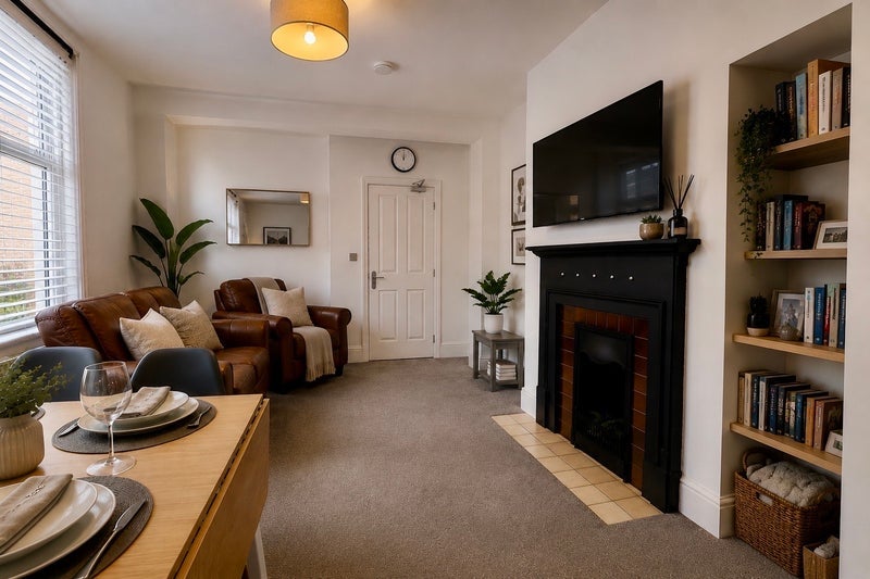 Room Bournemouth Road in Poole