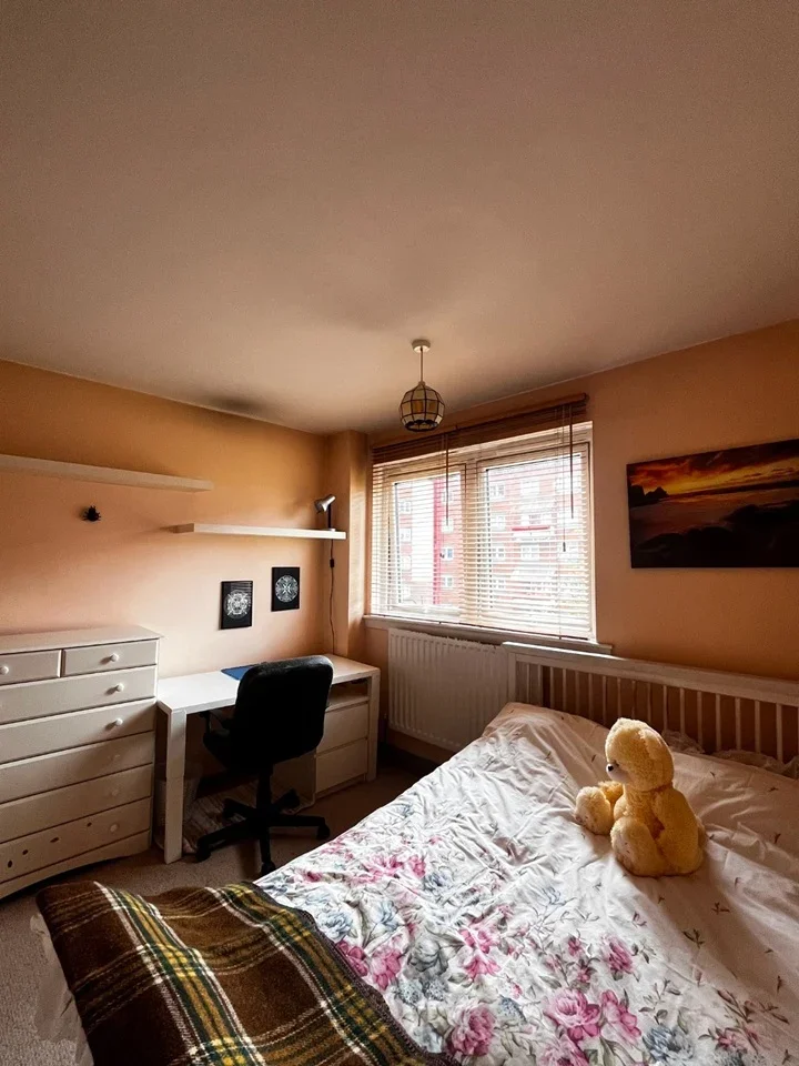 Room Stanhope Street in Newcastle upon Tyne