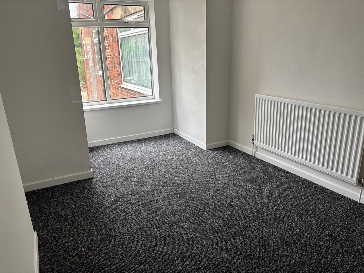 Flat Anlaby Road in Hull
