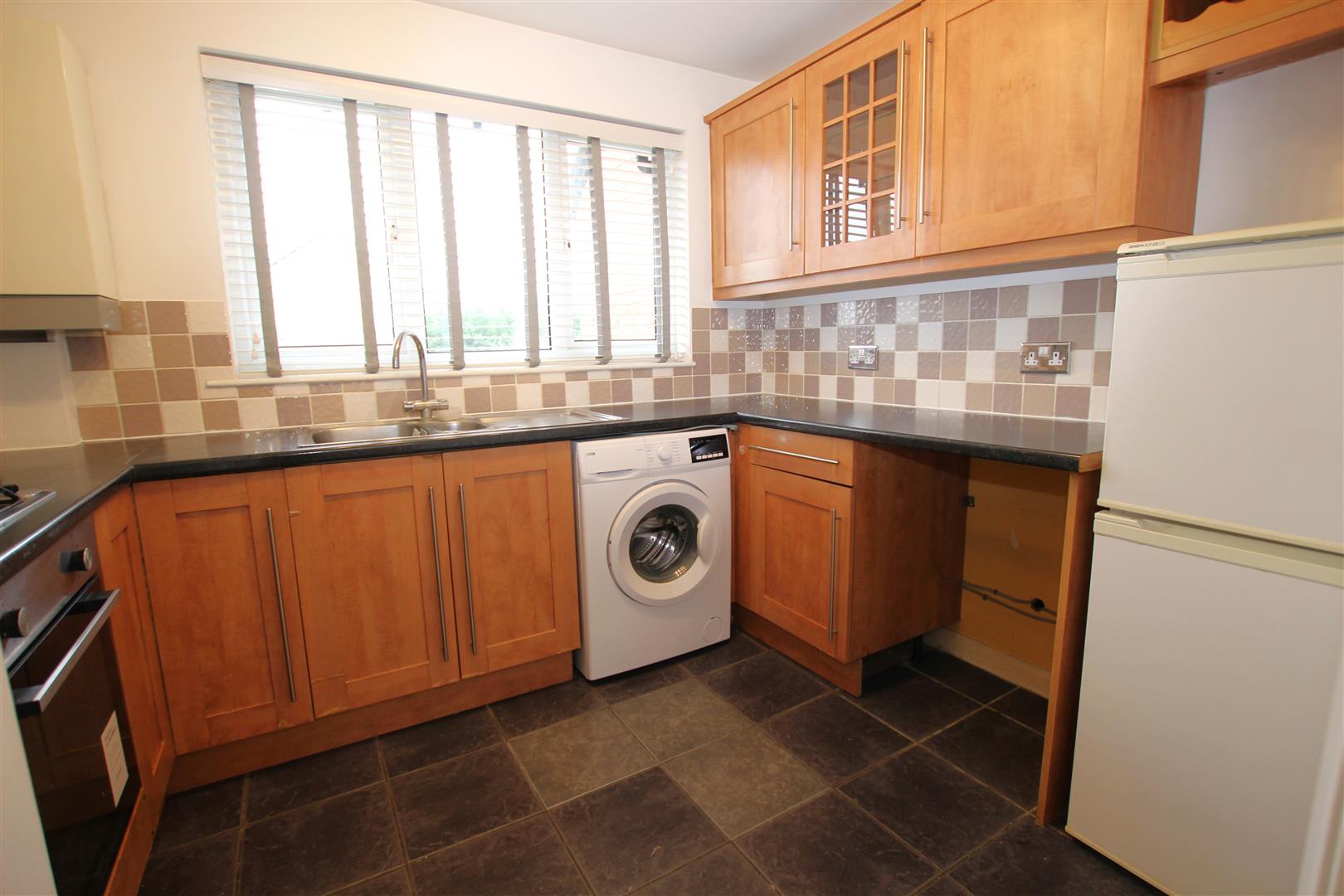 Flat Porlock Place in Holybrook